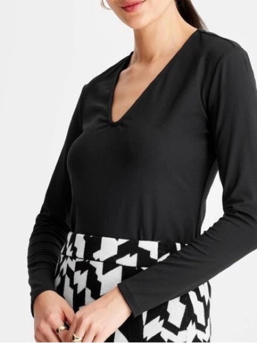 Future Collective Kahlana Black Open-Back V-Neck Top Size S